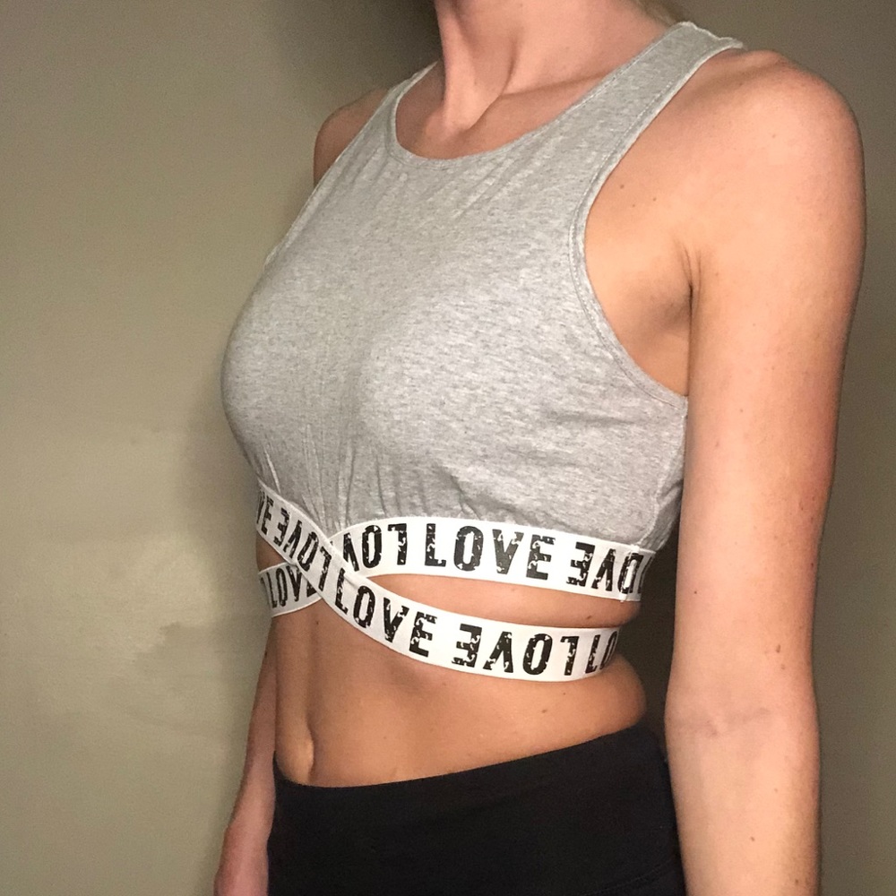 Crop top - Picture 3 of 3